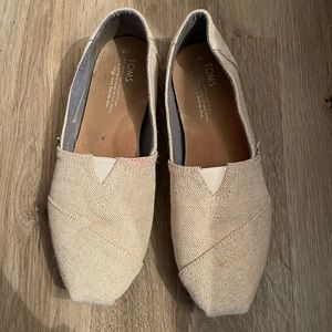 TOMS Alpargatas Canvas Shoes